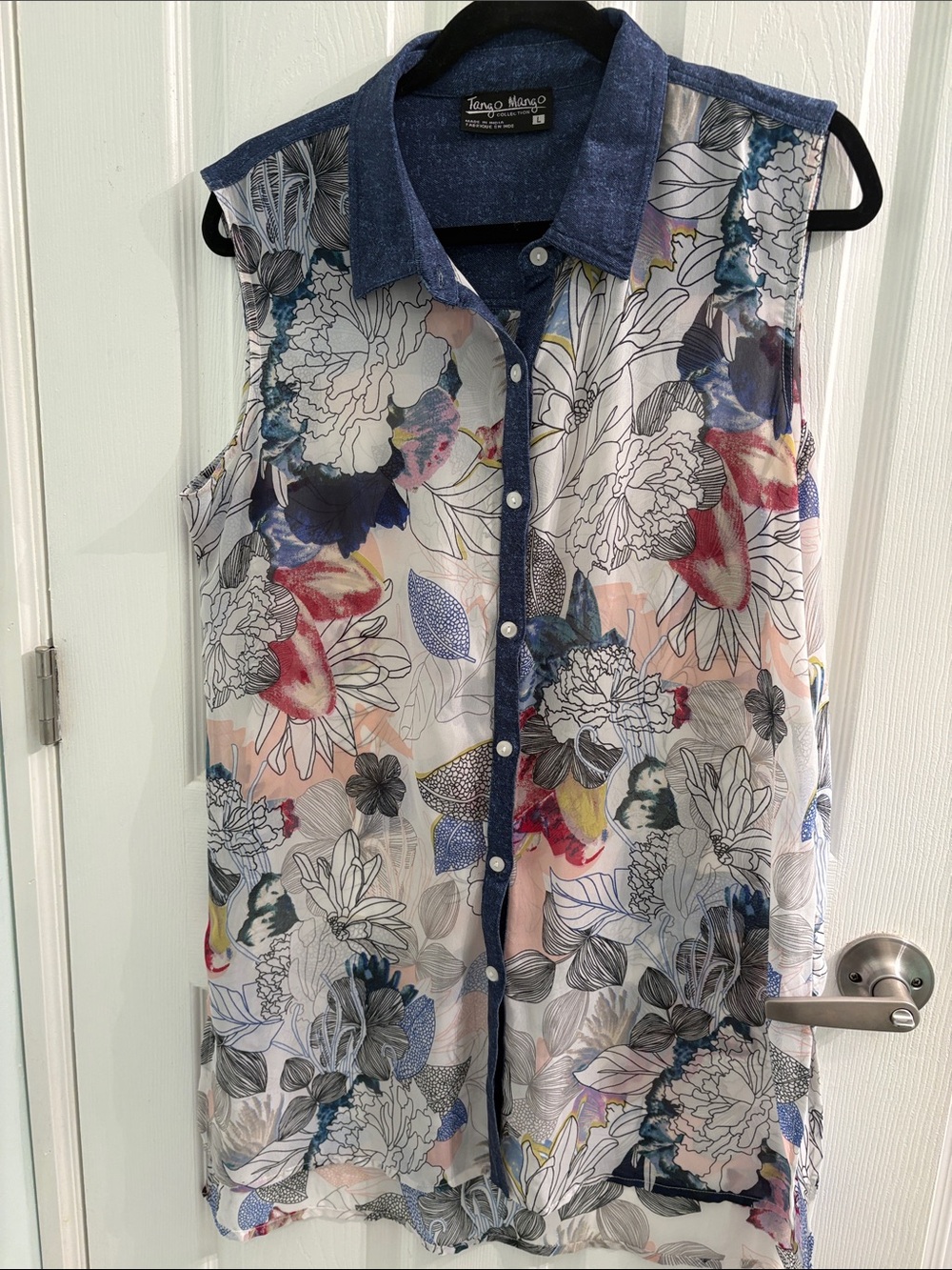 Mango Tango  Floral Button-Up Shirt - Blue Collar Large